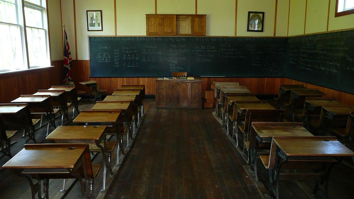 Spotting Chronic Absenteeism Early with Attendance Analytics